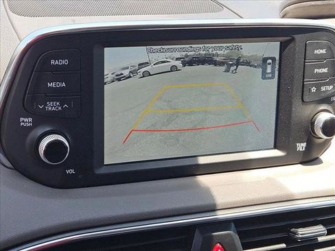 Used 2020 Hyundai Santa Fe SEL w/ Convenience Package FWD image 10