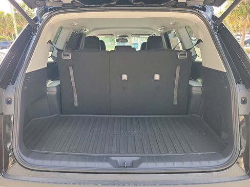 New 2026 Toyota Grand Highlander XLE FWD image 9