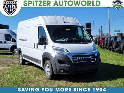 New 2025 RAM ProMaster 2500 w/ Quick Order Package 22G SLT