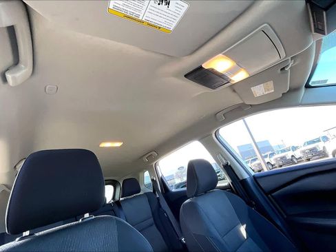 Used 2024 Nissan Rogue SV image 12