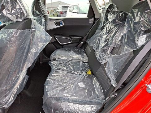 New 2025 Kia Soul LX w/ LX Technology Package image 6