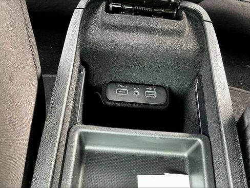 Used 2021 Dodge Charger SXT RWD image 26