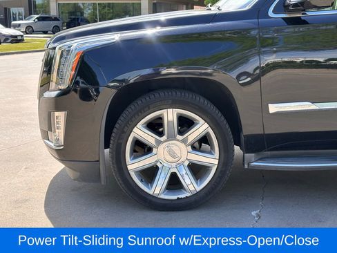 Used 2015 Cadillac Escalade ESV Premium image 10