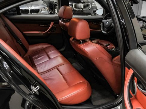 Used 2011 BMW M3 Sedan image 36