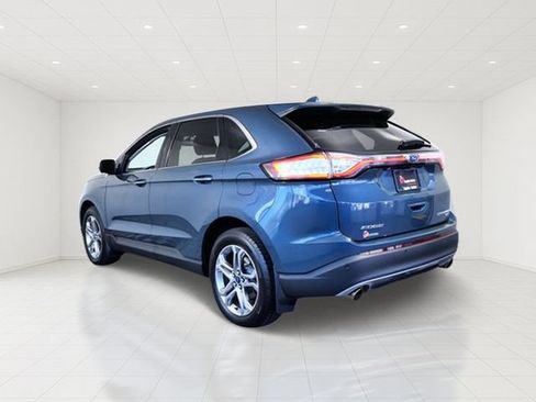 Used 2016 Ford Edge Titanium w/ Technology Package AWD/4WD image 4