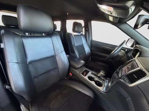 Used 2018 Jeep Grand Cherokee Altitude AWD/4WD image 21