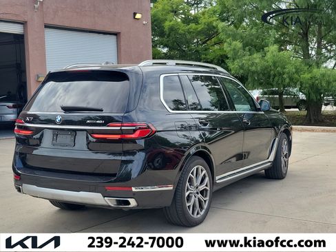 Used 2026 BMW X7 xDrive40i AWD/4WD image 6