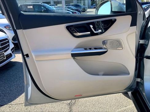 Used 2026 Mercedes-Benz GLC 300 4MATIC image 18