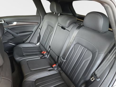 Used 2023 Audi Q5 2.0T Premium w/ Convenience Package AWD/4WD image 16