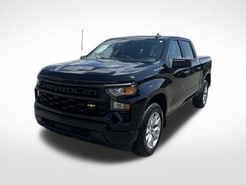 Used 2022 Chevrolet Silverado 1500 Custom RWD image 3