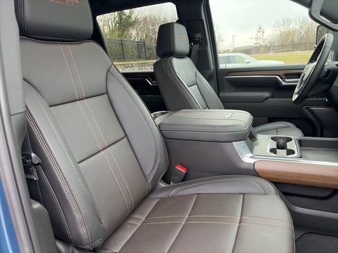 Used 2025 Chevrolet Silverado 3500 High Country w/ High Country Premium Package image 31