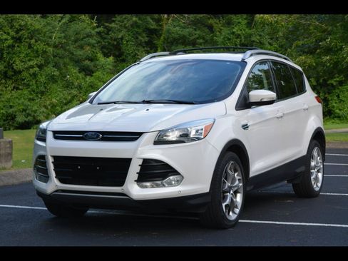 Used 2016 Ford Escape Titanium w/ Equipment Group 301A FWD image 1