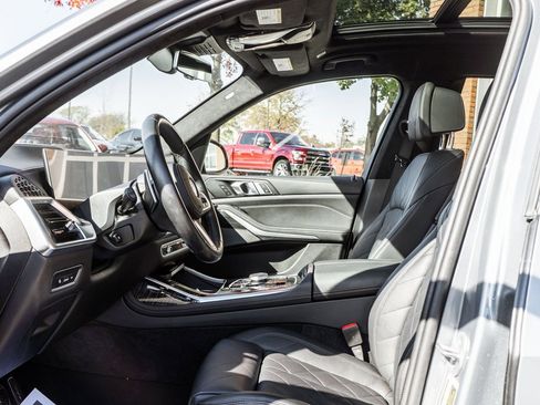 Used 2024 BMW X7 xDrive40i w/ M Sport Package image 22