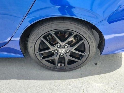 Used 2024 Honda Civic Sport image 7