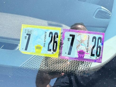 Used 2016 Jeep Renegade Latitude image 11