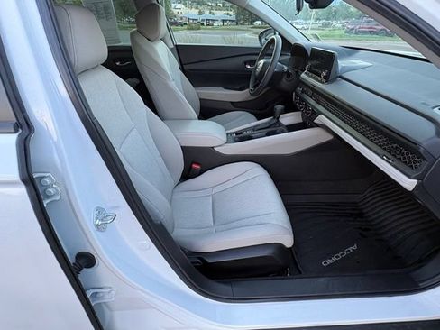 Used 2024 Honda Accord LX image 30