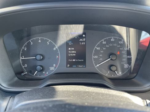 Used 2025 Toyota Corolla LE image 10