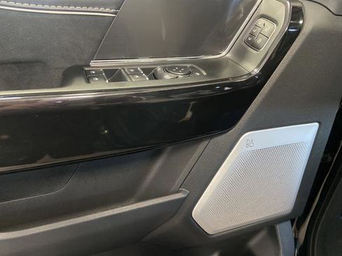 New 2025 Ford F150 Lightning Platinum AWD/4WD image 31