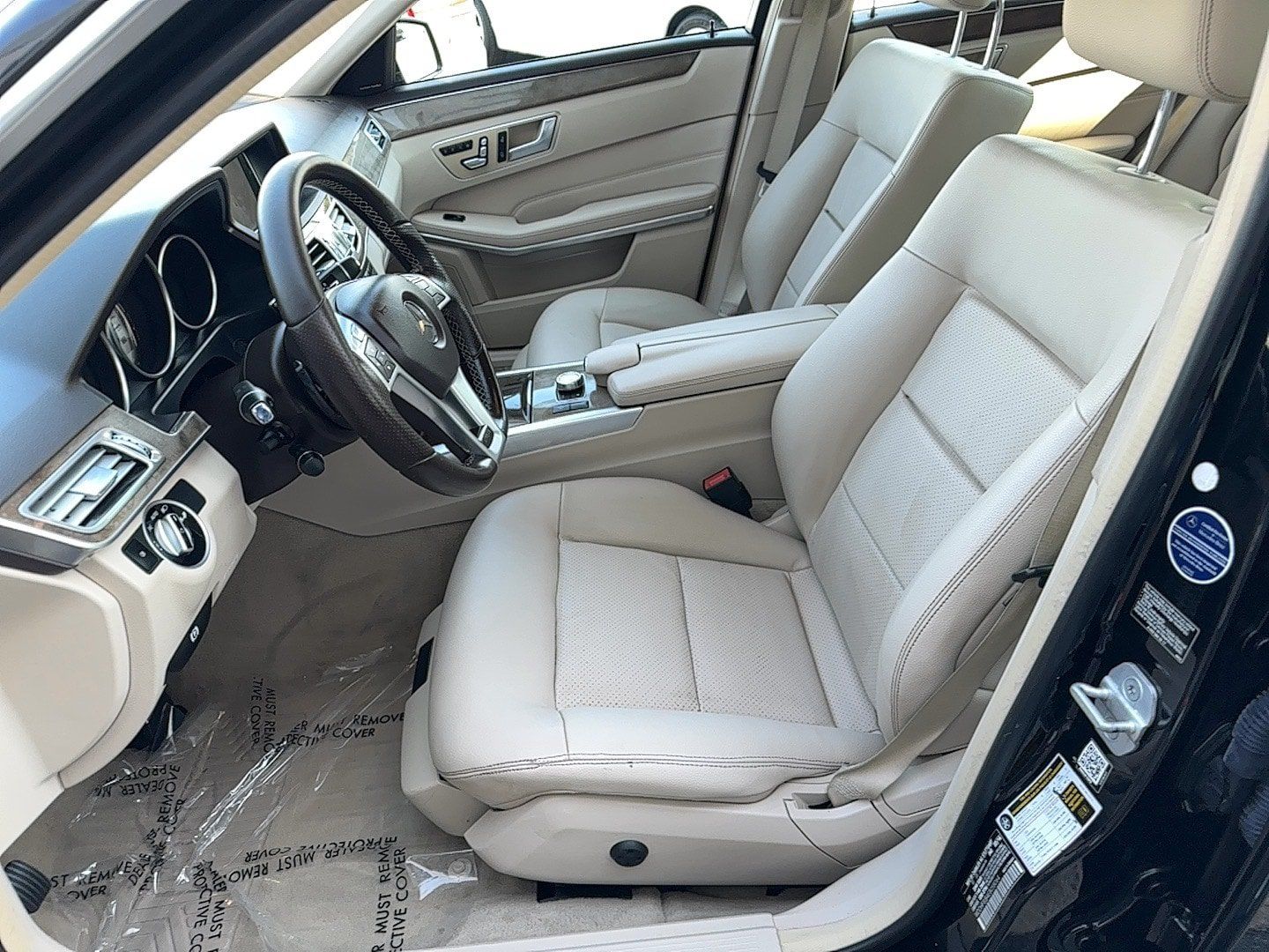 Used 2014 Mercedes-Benz E 350 4MATIC Sedan image 6