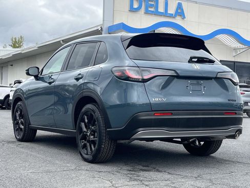 Certified 2024 Honda HR-V Sport image 9