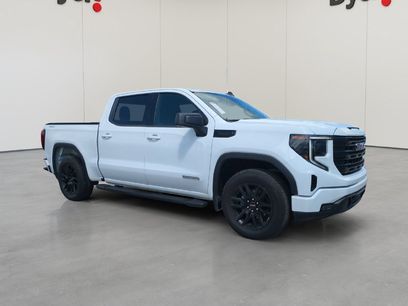 Used 2024 GMC Sierra 1500 Elevation