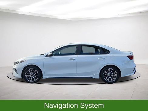 Used 2024 Kia Forte GT-Line w/ GT-Line Premium Package image 4