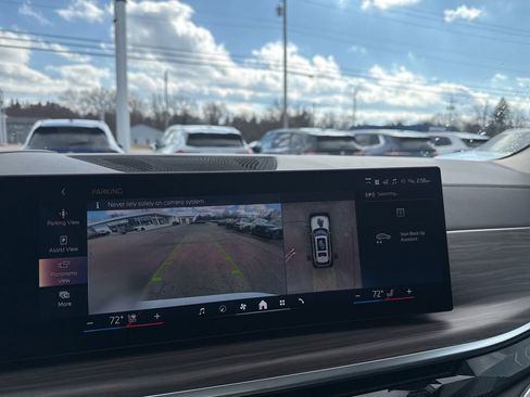 New 2026 BMW X7 xDrive40i image 17