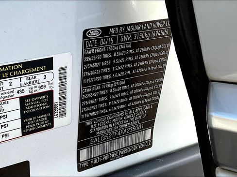 Used 2015 Land Rover Range Rover Supercharged AWD/4WD image 19