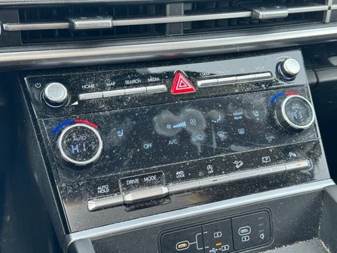 Used 2024 Hyundai Santa Fe XRT image 26