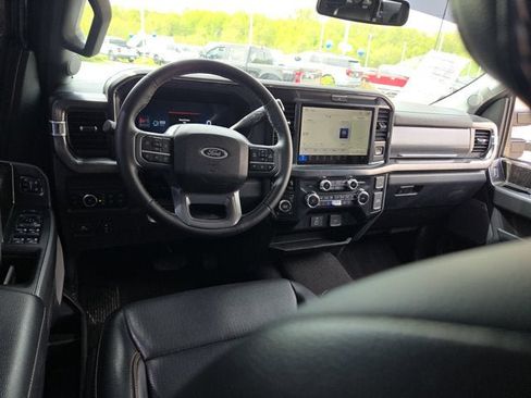 Used 2025 Ford F250 Lariat w/ Black Appearance Package AWD/4WD image 19