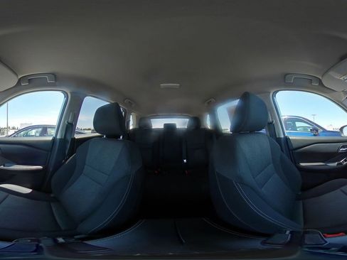 Used 2025 Nissan Rogue SV FWD image 44