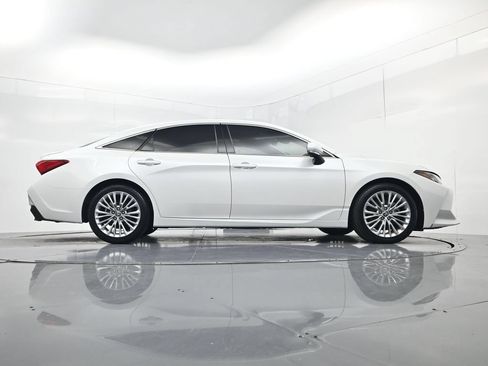 Used 2022 Toyota Avalon Limited w/ Advanced Safety Package FWD image 58