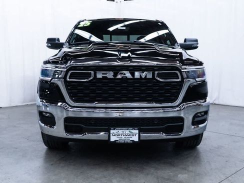 Used 2025 RAM 1500 Big Horn AWD/4WD image 2