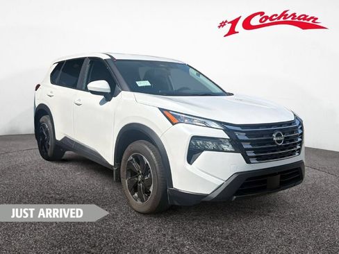Used 2026 Nissan Rogue SV AWD/4WD image 1
