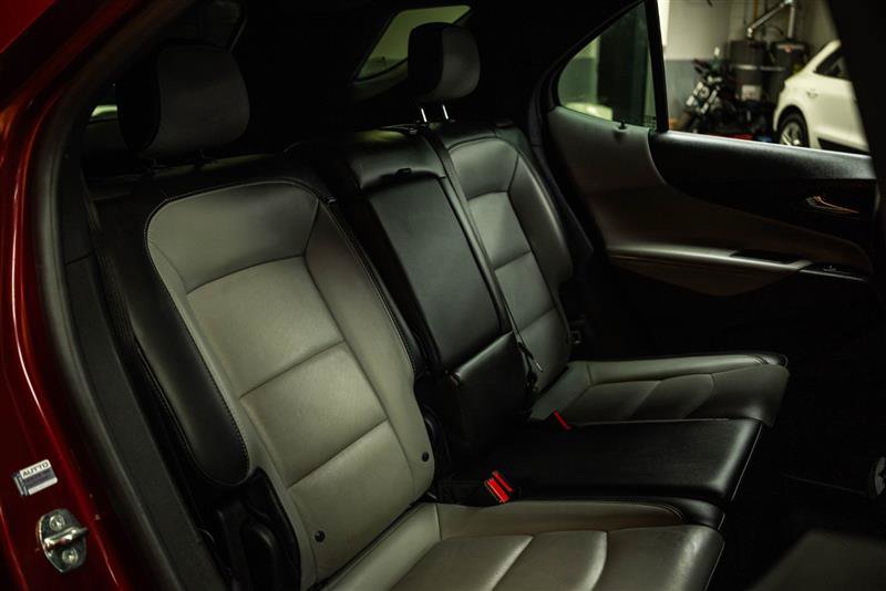Used 2020 Chevrolet Equinox Premier FWD image 12