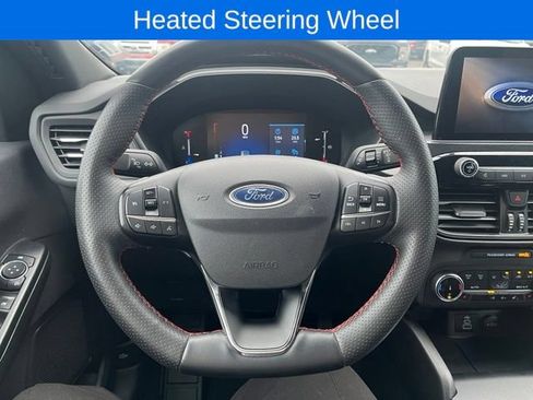 Used 2025 Ford Escape ST-Line Select AWD/4WD image 13