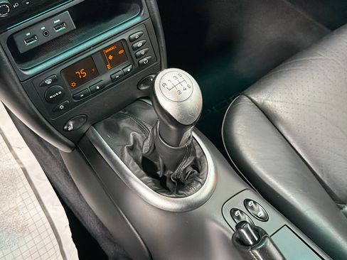 Used 2005 Porsche 911 Turbo image 24