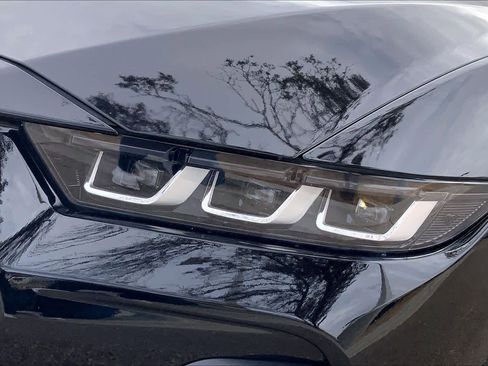 Used 2024 Ford Mustang GT Premium image 27