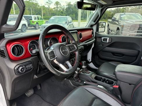 Used 2022 Jeep Wrangler Unlimited Rubicon AWD/4WD image 21
