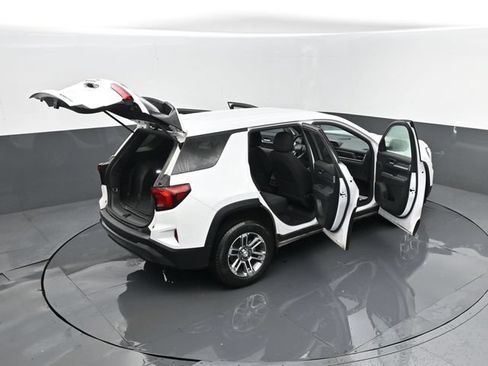 Used 2025 GMC Terrain Elevation AWD/4WD image 29