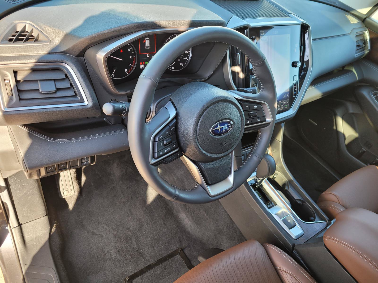 Used 2025 Subaru Ascent Touring w/ Popular Package #2 AWD/4WD image 28