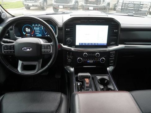 Used 2022 Ford F150 Lariat w/ Equipment Group 502A High AWD/4WD image 16