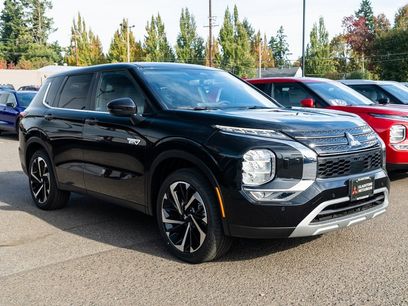 New 2025 Mitsubishi Outlander SE