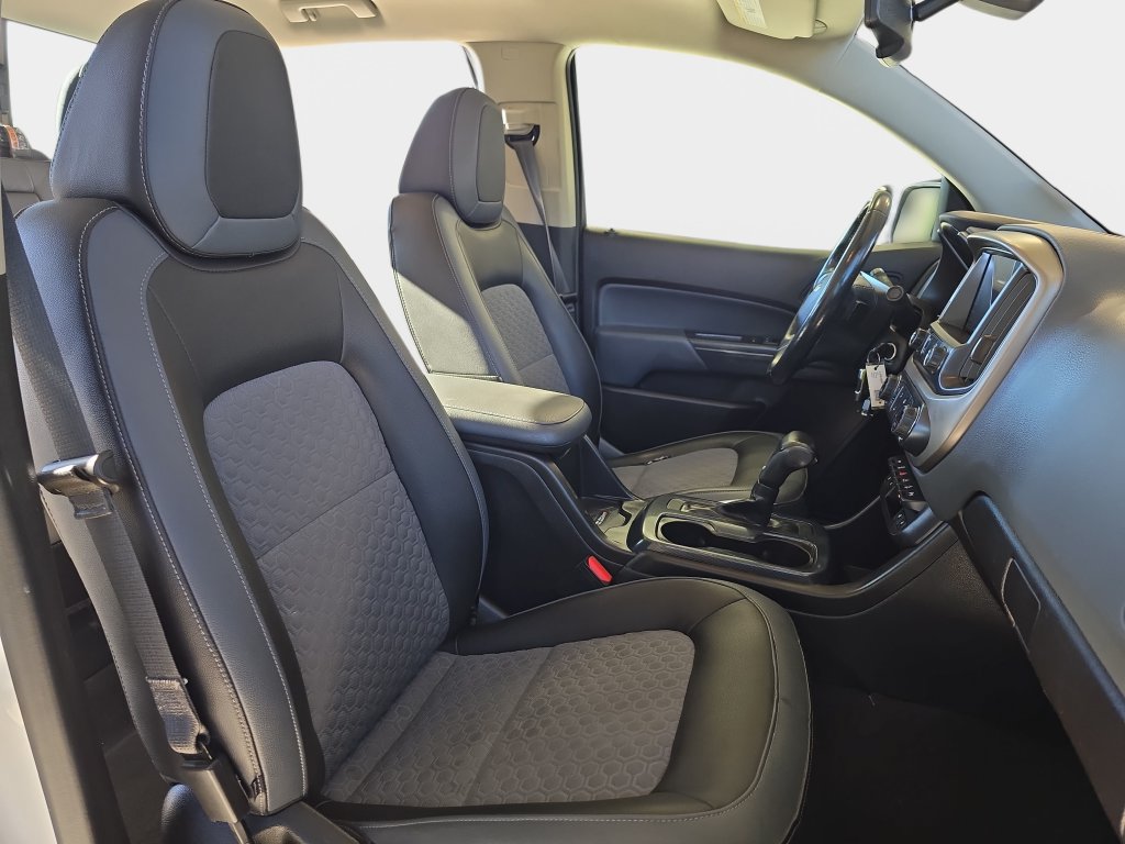 Used 2020 Chevrolet Colorado Z71 AWD/4WD image 12