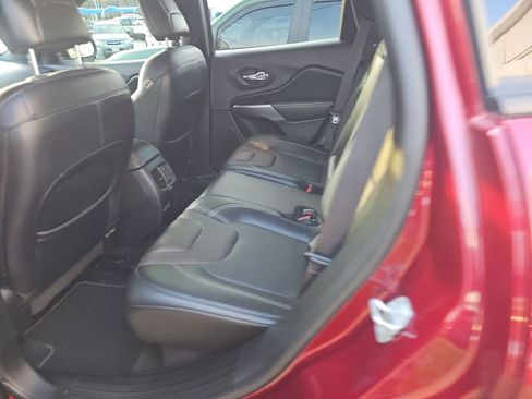 Used 2021 Jeep Cherokee Latitude Lux 80th Anniv w/ Quick Order Package 26U 80TH image 16