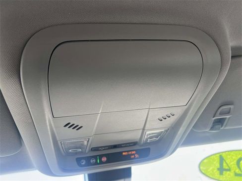 Certified 2024 Chevrolet Equinox LS image 32