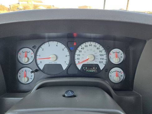 Used 2008 Dodge Ram 1500 Truck ST image 15