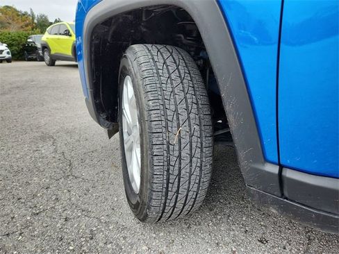 Certified 2024 Jeep Compass Sport image 32