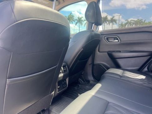 Used 2023 Nissan Rogue Platinum w/ Platinum Premium Package FWD image 29