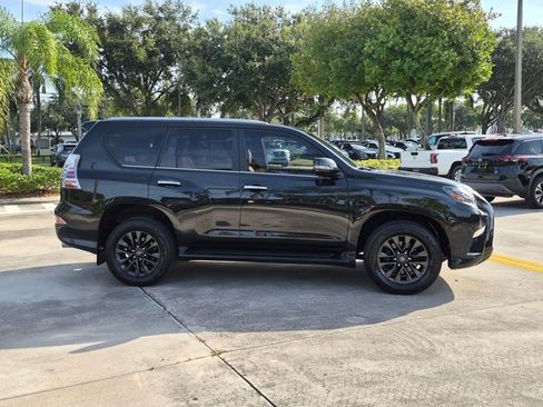 Used 2022 Lexus GX 460 Premium AWD/4WD image 4